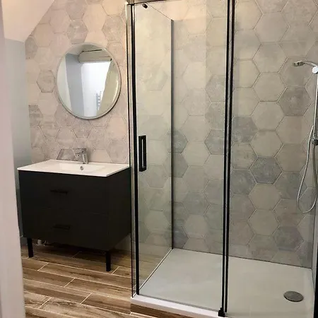 아파트 Le Blue, Spacieux, Design Et Chaleureux 숄레